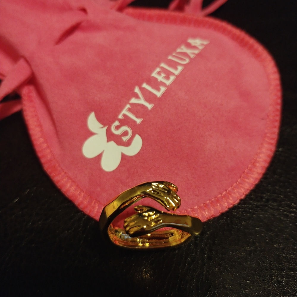 Hug ring - Picture 3 of 4
